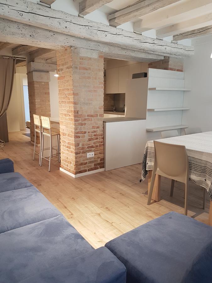 Corte Sconta Mini-Loft Apartment Venesia Bagian luar foto